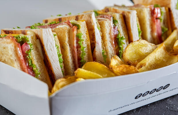 club sandwich smoked chicken